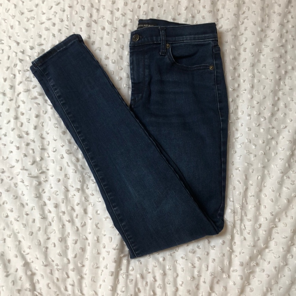 Dark skinny jeans